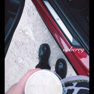 Логотип @a_001mr99 - is berry