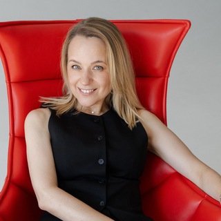 Логотип @a_day_to_enjoy - Свет, подсвети • Света Михалева