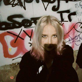 Логотип @aaaaaaaanegr - диора вышла