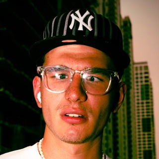 Логотип @aaronclub - Aaron’s Club