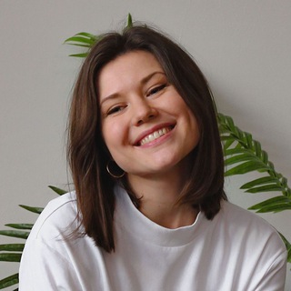 Логотип @abettertutor - A BETTER TUTOR ✧ Yulia Loboda