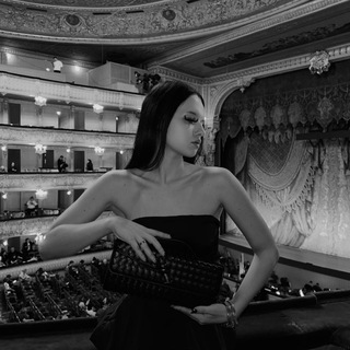 Логотип @aboutzlata - about zlata