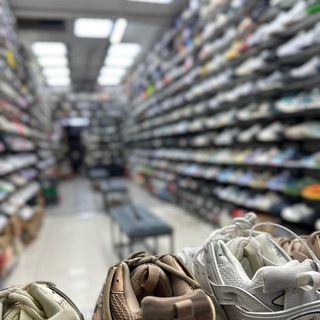 Логотип @abubakr_shop - Кроссовки садовод 11-89 | 10-90