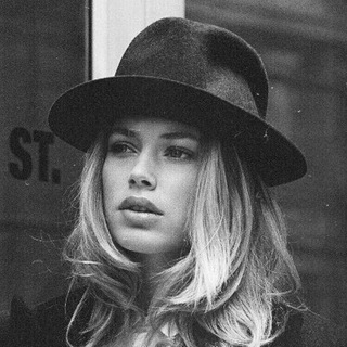 Логотип @acapellapub - Acapella