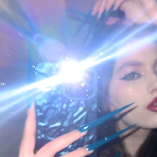 Логотип @acidcolory - дина зуева