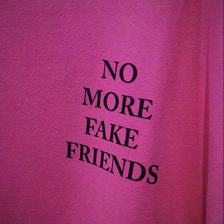 Логотип @adelia009 - Музыка, чат, общение.🌚