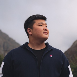 Логотип @adismukashov - Адис Мукашов - Бизнес и Мысли