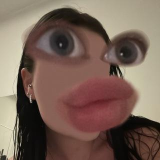 Логотип @adlwow - адельмуд