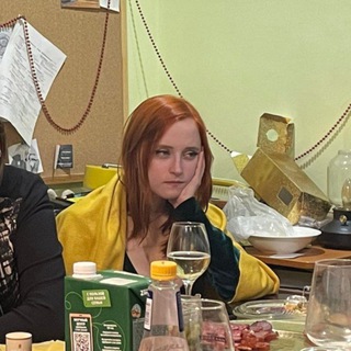 Логотип @admiralwho - Адмирал кто?