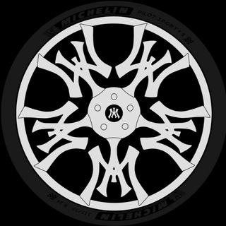 Логотип @adoremoscow - Adore Moscow