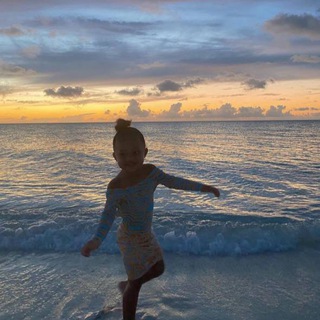 Логотип @aesteticmusik - D party