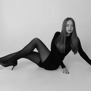 Логотип @aesthmeriz - aesthmeriz