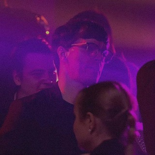 Логотип @agenstvorazbityh - Агенство разбитых сердец