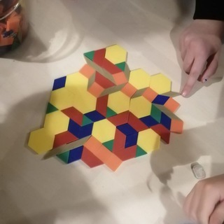 Логотип @ahamathematics - Занимательная математика "Есть идея!“