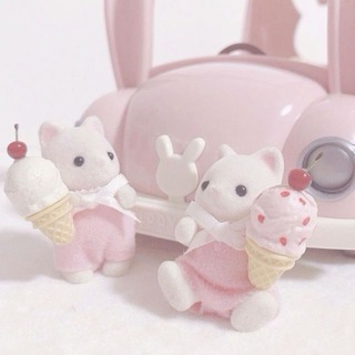 Логотип @ahixb - меш𑄝к с сердечками || темы, языки, стикеры и парные авы