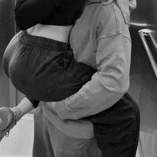 Логотип @ahnfanfiki - ☁️𝔸𝕙𝕟 𝕗𝕒𝕟𝕗𝕚𝕜𝕚☁️