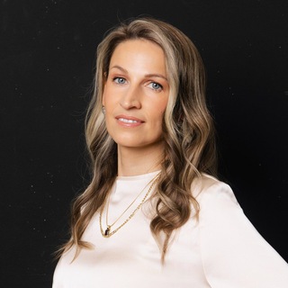 Логотип @ahudozhilova_tm - Александра Художилова | Системный бизнес