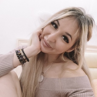 Логотип @ai_chrisstine - Кристина снова что-то сгенерила