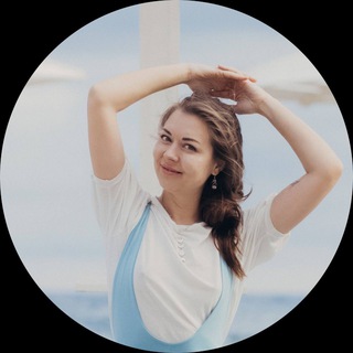 Логотип @aksenia_womanyoga - Йогатерапия Aksenia Woman Yoga 🤍