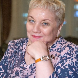 Логотип @aktivnayaledy - Лидер компании Фаберлик - Золотой Директор.