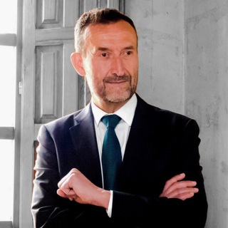 Логотип @alcaldedeelche - Carlos González
