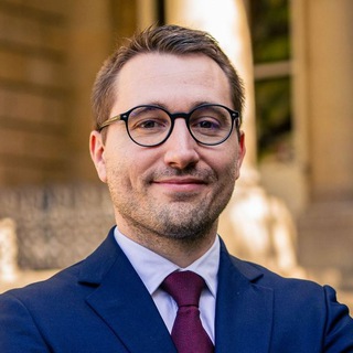 Логотип @aleaument - Antoine Léaument