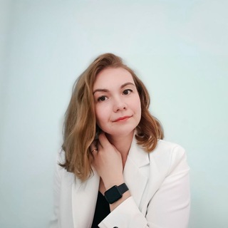 Логотип @aleksandrova_nutriciolog - Алена печатает...🍏