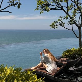 Логотип @aleksapervaya - Александра Первая