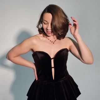 Логотип @alena_shopogolkina - Психология стиля