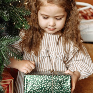 Логотип @alena_skidki_i_vizitki - SKИDKИ