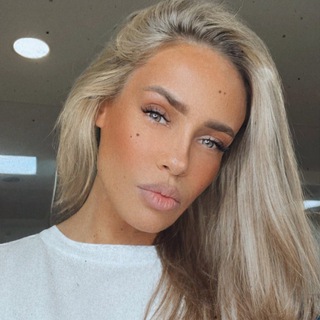 Логотип @alena_storm - Storm