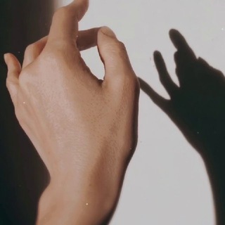 Логотип @alenka_kedrik - Через Кадр в Ресурс 🔆