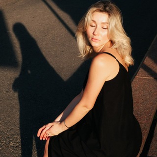 Логотип @aleshatokhina - Нафик, Нафикова!