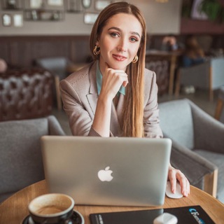 Логотип @alevtina_fin - Алевтина Абросимова PRO Деньги