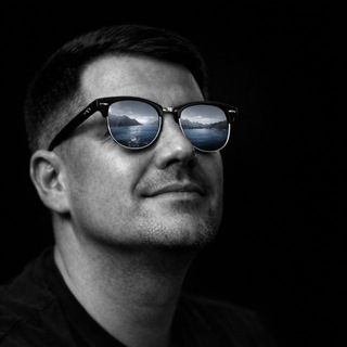 Логотип @alex_stone_monre - ALEX STONE жизнь одного эмигранта