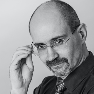 Логотип @alexanderfux - Александр Фукс | Управление бизнесом