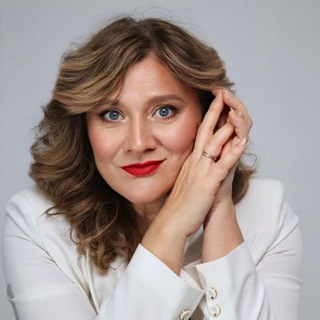 Логотип @alexandra_profconsult - Выбор профессии. За руку до результата.