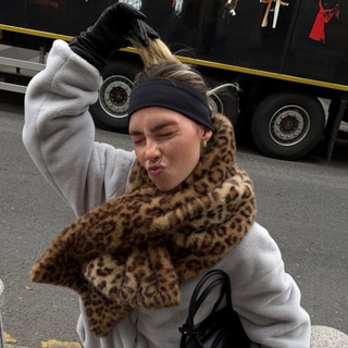 Логотип @alexandramineeva - стиль на бегу | sshmnv