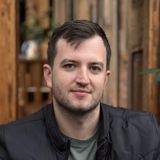 Логотип @alexborodavka - Александр Бородавка