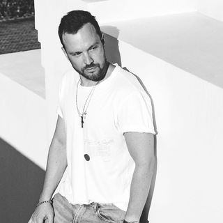 Логотип @alexchadoff - Алексей Чадов