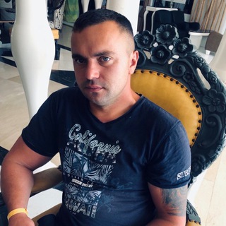 Логотип @alexd_book - Алекс Д, писатель 📚