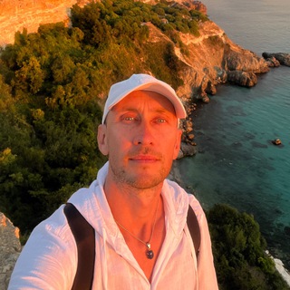 Логотип @alexey_latysh - 🤳🏻 Обучение съёмке видео на айфон