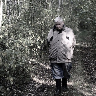 Логотип @alexeyvishnya - Алексей Вишня