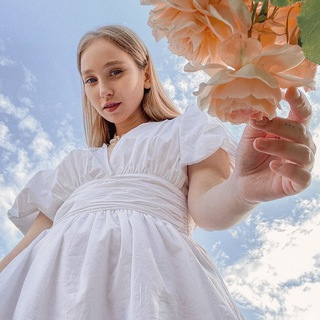 Логотип @alexispishet - Алексис пишет тебе