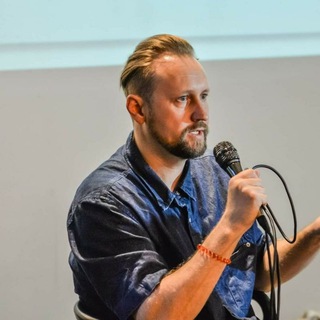 Логотип @alexkolmak - Alexander Kolmakov