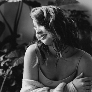 Логотип @aliafindinsight - как оно есть