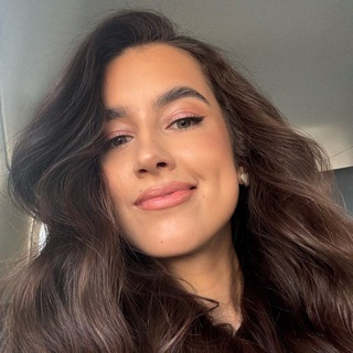 Логотип @aliinasoull - Алина Маслова: эстетика и глубина✨