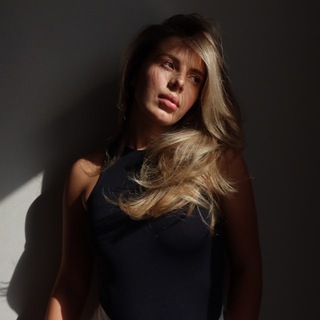 Логотип @alin_artii - Алина Арти на связи 📞💕