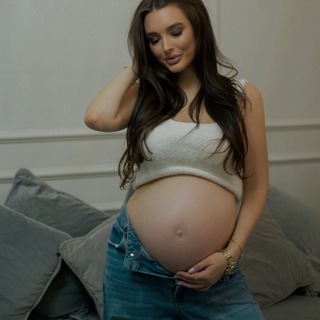 Логотип @alinagusleacova - alinagusleacova