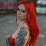 Логотип @alinalouofficialx - Alina-Lou